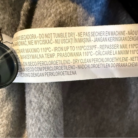 Zara Women’s Handmade Oversized Grey Wool Blend Short Coat Size Medium - Picture 7 of 9